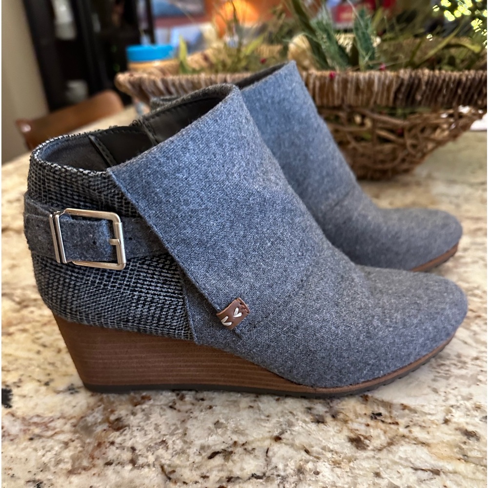 Dr Scholls Grey Wedge Bootie size 7